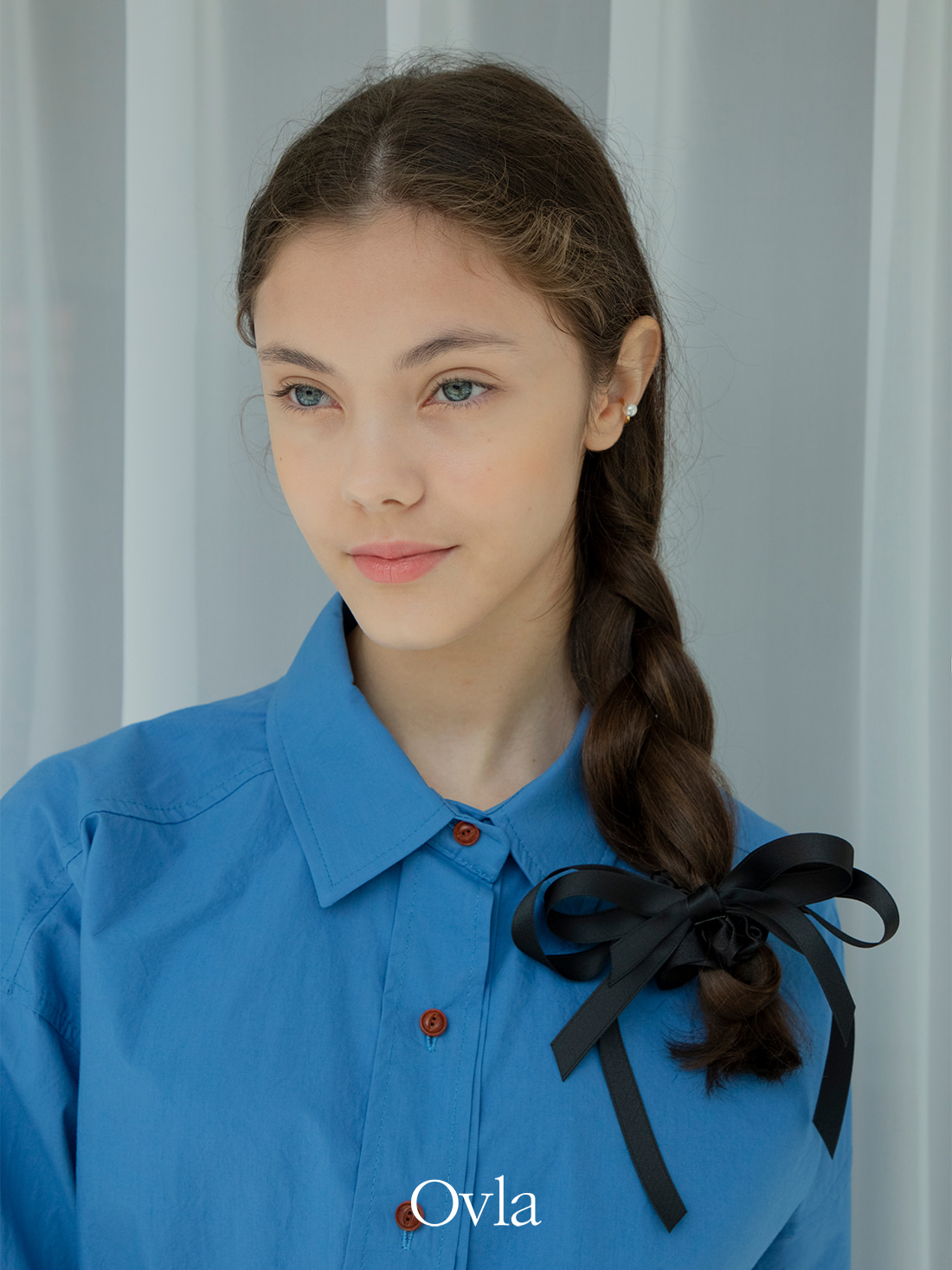 black ribbon kitsch scrunchie