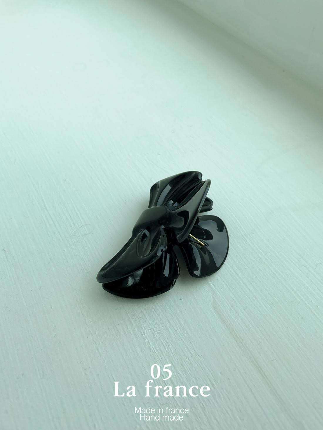 [05 La france] ribbon hair clip (black)