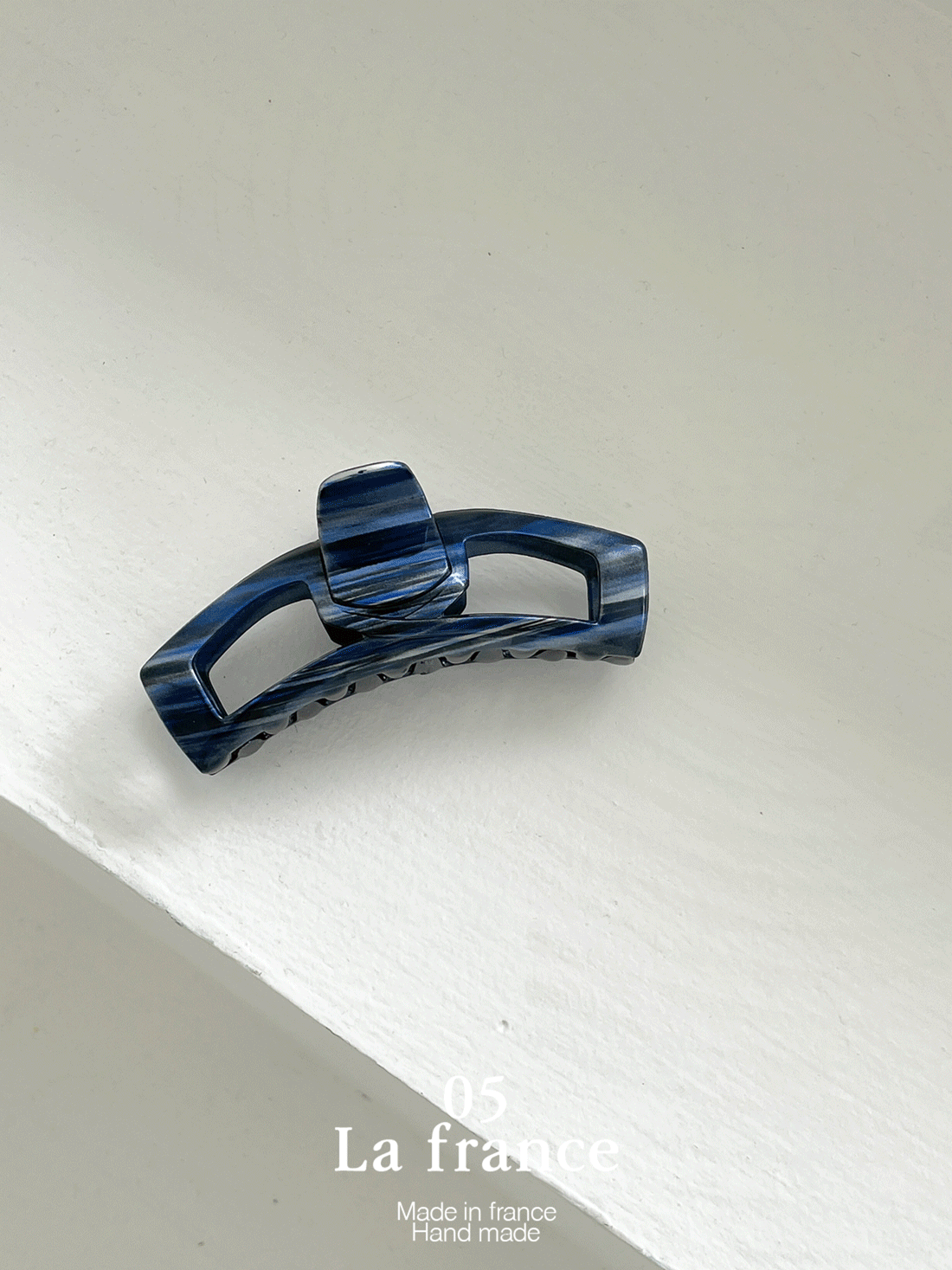[05 La france] blue crack hair clip (daily type)